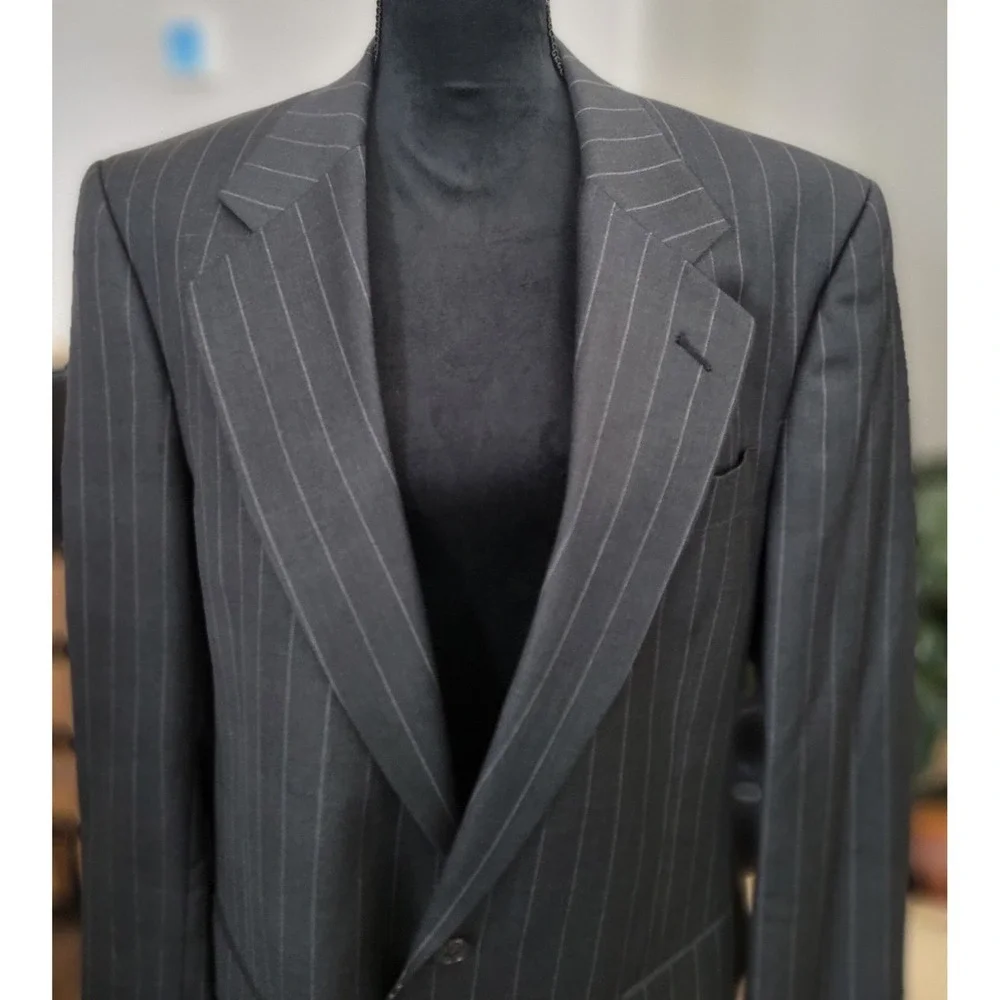 Jos A. Bank Men's Wool Pinstripe‎ Blazer Charcoal Gray Button & Dress Pants Suit